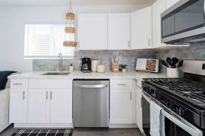 Fridge, microwave, oven, stovetop - Walk Everywhere! Boho Luxe Retreat w/ Patio (San Diego)