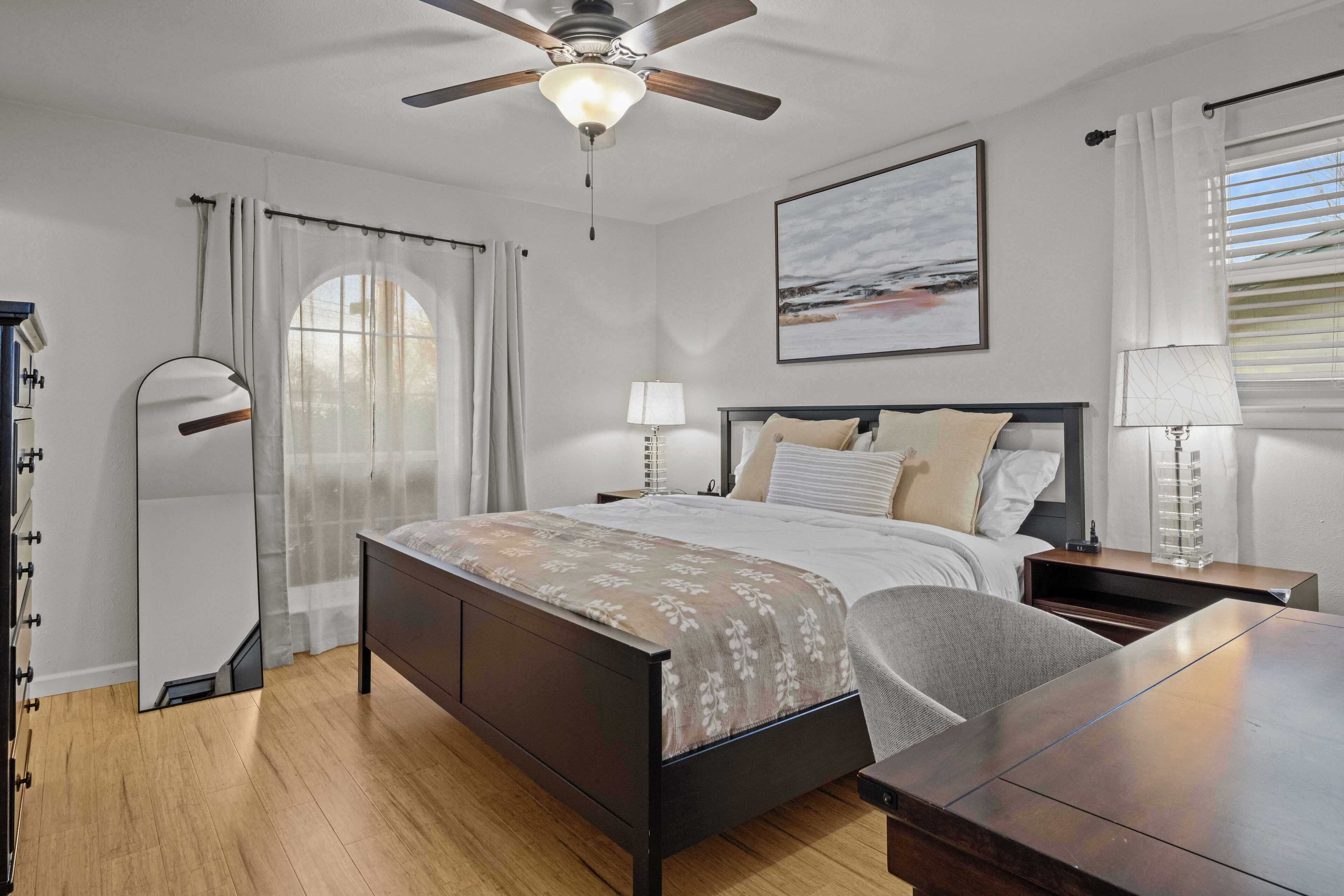 Iron/ironing board, internet, bed sheets