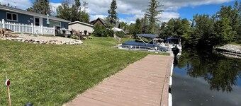 Canal-Front 3 Bedroom House with boat docking in Indian River