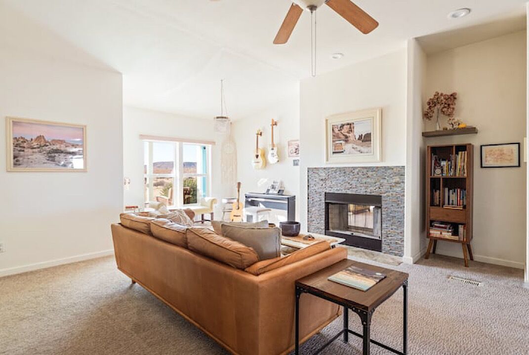 リビング エリア