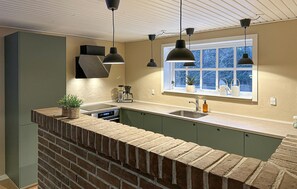 Réfrigérateur, four, plaque de cuisson, lave-vaisselle