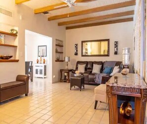 Interior - Pool House in Exclusive Sam Hughes Neighborhood (Tucson)