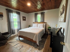 2 habitaciones, tabla de planchar con plancha, wifi y ropa de cama