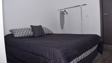 1 bedroom, iron/ironing board, internet, bed sheets