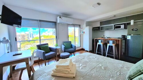 Apartment in Punta Carretas with swimming pool.