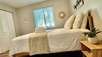 4 chambres, fer et planche à repasser, Wi-Fi