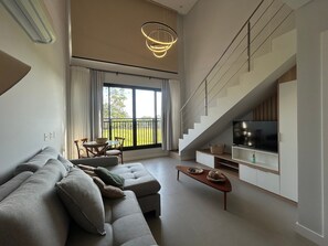 Basic Apartment | Living area - Comfortable Apartments in a Prime Location in Campeche Cras (Florianópolis)