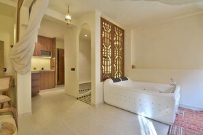 Hair dryer, towels - Marrakech Medina Private Suite (Marrakech)