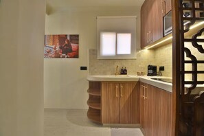 Fridge, microwave, oven, stovetop - Marrakech Medina Private Suite (Marrakech)