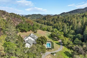 Exterior - Private Oasis in Healdsburg: Pool, Spa & Views (Healdsburg)