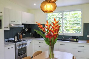 豪華單棟房屋, 2 間臥室, 私人泳池 | 私人廚房 | 電熱水壺、多士爐、餐桌