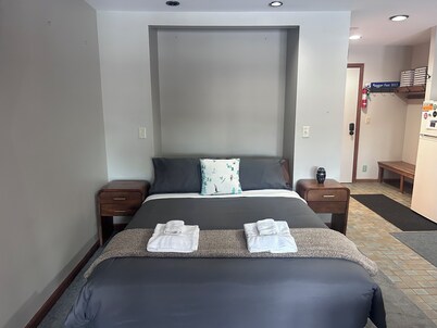 Cozy studio condo in perfect Carrabassett Valley location