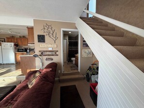 TV, offices - | Spring Valley | 3B 2B  | Lake View | Home | (Osage Beach)