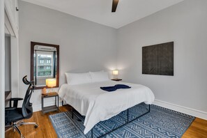 1 bedroom, iron/ironing board, WiFi, bed sheets - Charming 1 bedroom in historic home -Festival Stay (New Orleans)