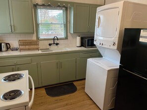 Mikrobølgeovn, ovn og kokeplater