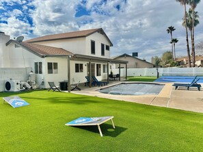 Exterior - Jan-Feb Free Heated Pool. Pickleball/BBall Putting grn. Close to Spring Training (Peoria)