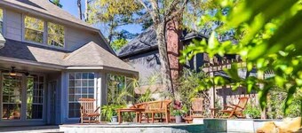 Cherry Hills Poolside Escape