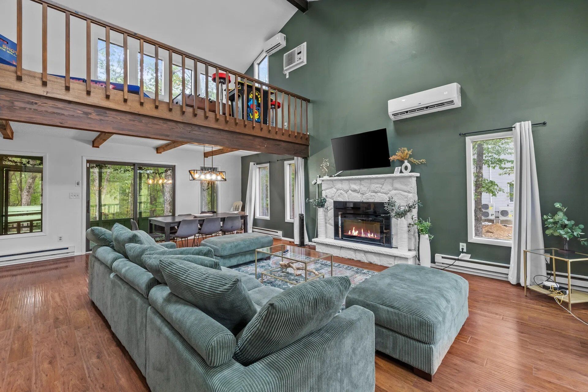 TV, peis og fotballspill