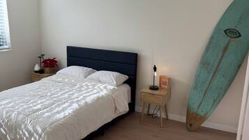 2 quartos, ferros/tábuas de passar roupa, Wi-Fi de cortesia