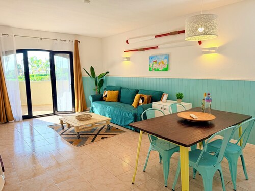 Adorable Condo - Patio - Garden View - AC/Heating - WiFi-9 min Walk to Beach