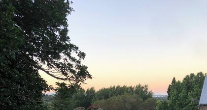 Tui’s Rest. A peaceful retreat within a beautiful natural setting.