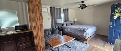 1 quarto, Wi-Fi de cortesia, roupa de cama