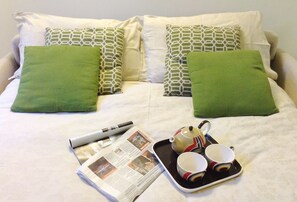 Iron/ironing board, WiFi, bed sheets - YOUnique Studio Flat (Milano)