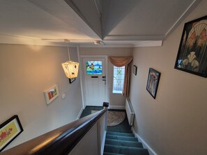 Interior - Hove Home, Simple! (Brighton and Hove)