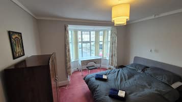 3 camere, ferro/asse da stiro