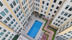 Exterior - DT Dallas Loft Walk to Conv Ctr 1000 Mbps Fiber Internet Free Parking King Beds (Dallas)