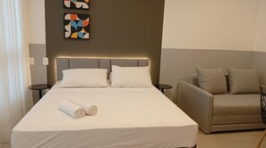 Basic Apartment | 1 bedroom, free WiFi - Studio 150m From Jurere Beach Pte0507 (Florianópolis)