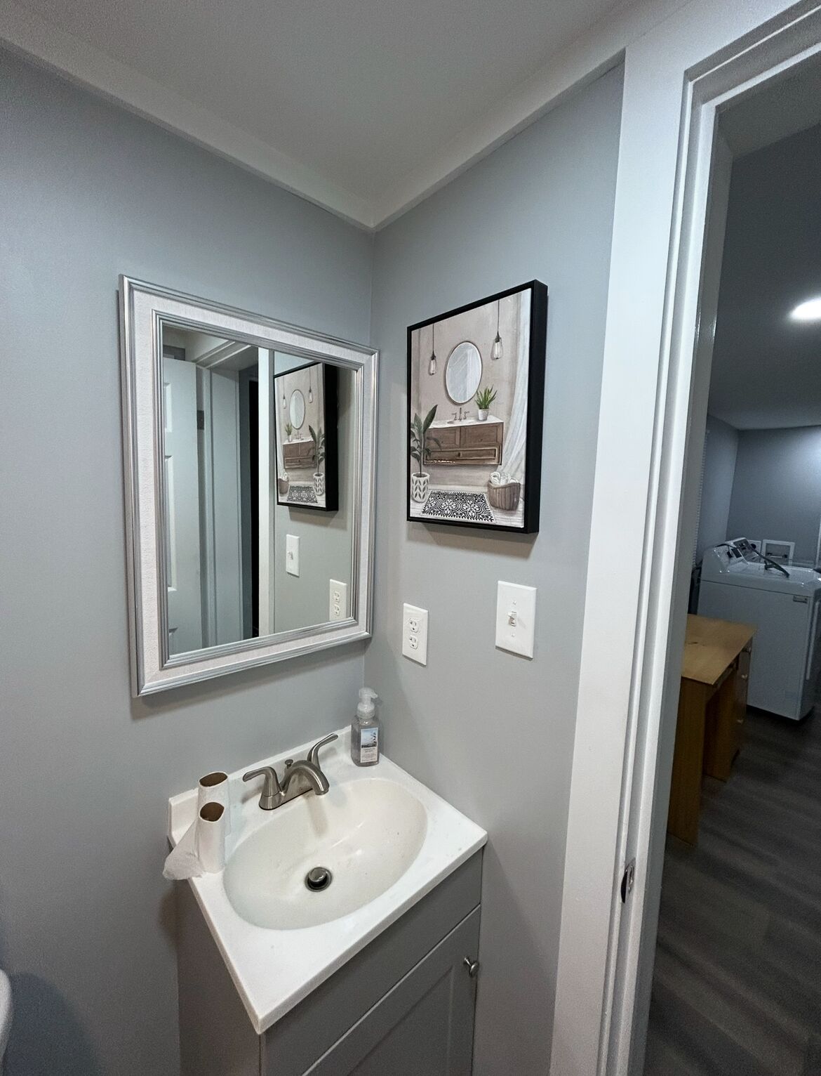 Doccia, asciugacapelli, asciugamani, sapone