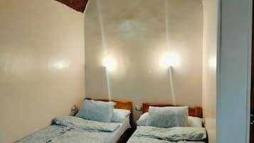 6 bedrooms, iron/ironing board, free WiFi, bed sheets