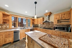 Fridge, microwave, oven, stovetop - Luxury Elks Club  Tahoe Estate MV58 (Zephyr Cove)