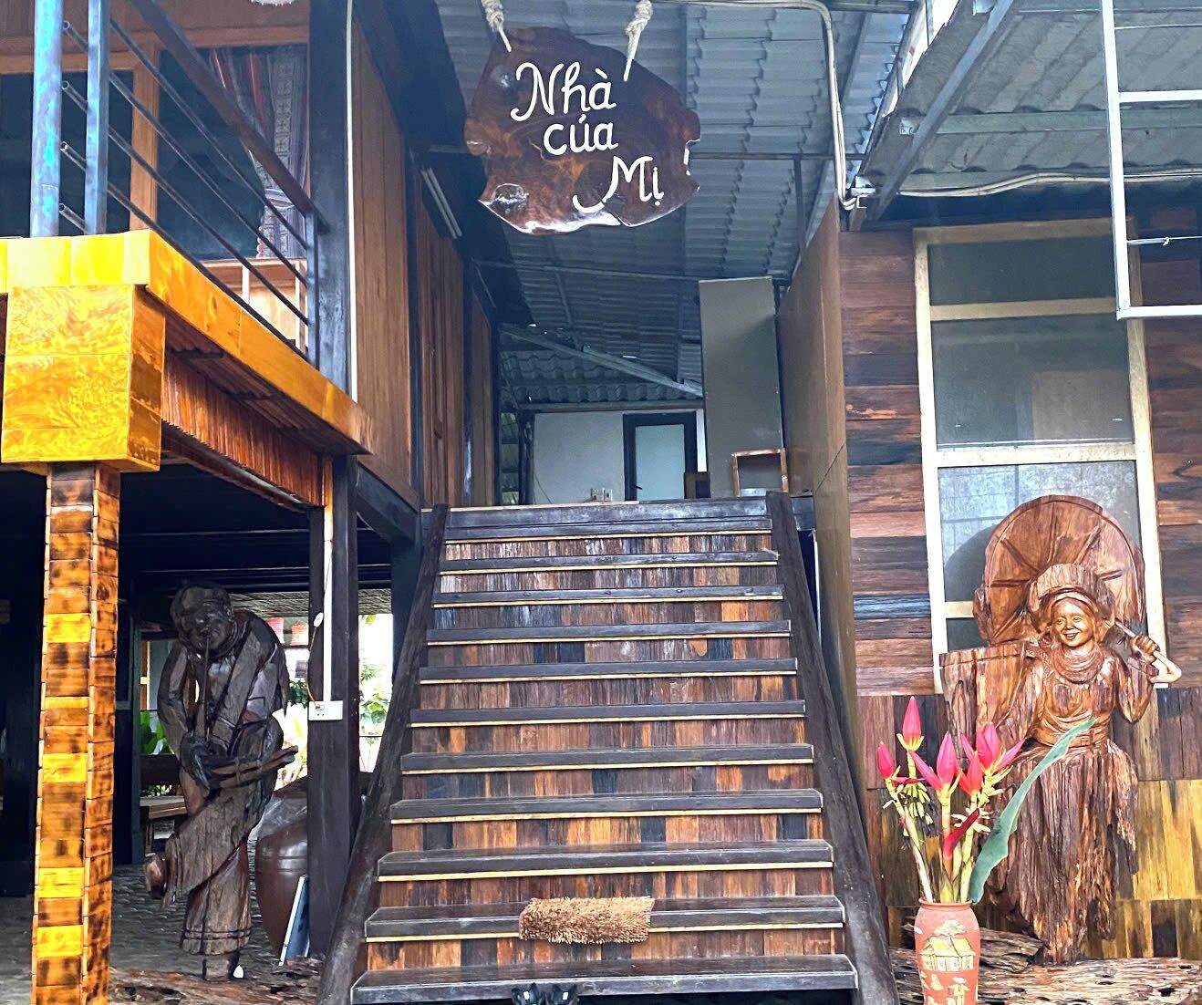 Perincian bahagian luar