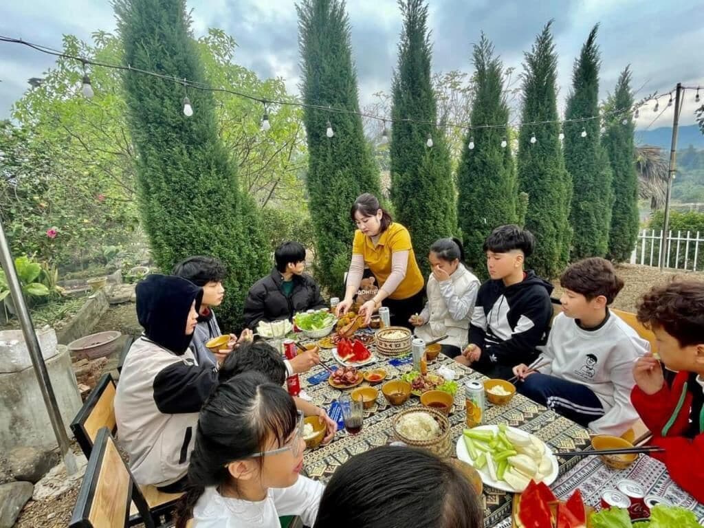 Bangalô romântico | Opções para refeição ao ar livre