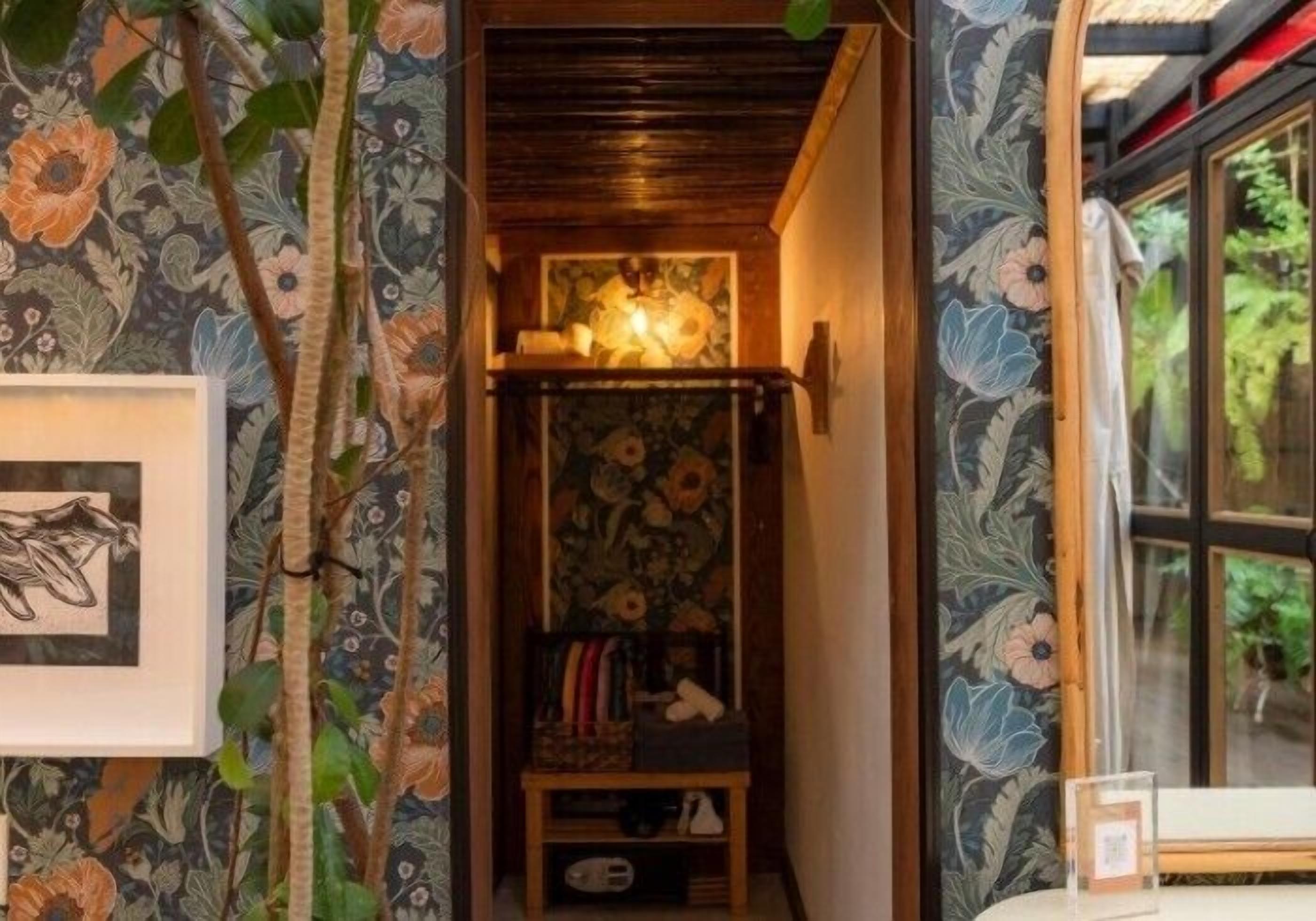 Superior kamer | Een kluis op de kamer, een strijkplank/strijkijzer, gratis wifi