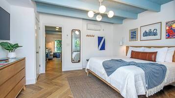 1 habitación, tabla de planchar con plancha, wifi gratis y ropa de cama