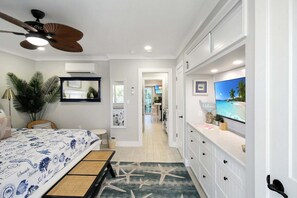 1 bedroom, iron/ironing board, free WiFi, bed sheets - Relaxing 1BR Sanibel Hideaway - Colony Inn 13 (Sanibel)
