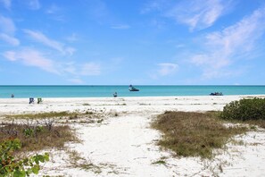 Beach nearby - Cozy Gulfside 1BR Sanibel Condo - Colony Inn 20 (Sanibel)