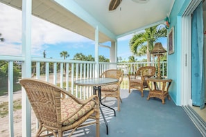Terrace/patio - Cozy 1BR Sanibel Condo by the beach - Colony Inn 49 (Sanibel)