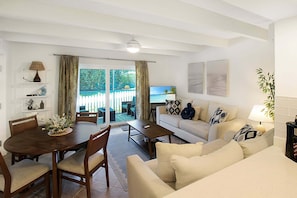 Smart TV - Island Charm 1BR Sanibel Condo - Colony Inn 54 (Sanibel)