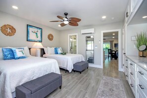 1 bedroom, iron/ironing board, free WiFi, bed sheets - 1BR condo -  Steps to the Gulf - Colony Inn 55 (Sanibel)