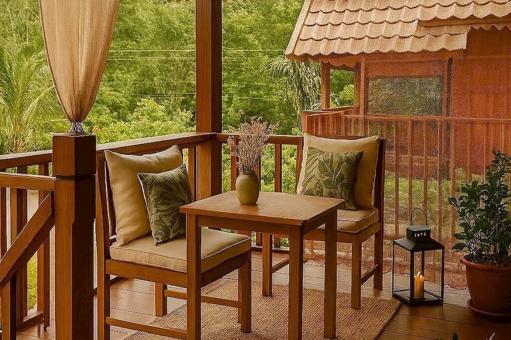 Teak House Lanta