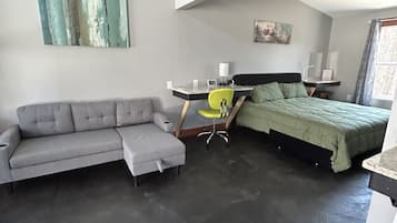 1 bedroom, desk, iron/ironing board, free WiFi