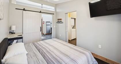 Cabins off the Trace: Cabin 2