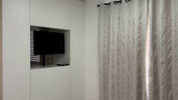 Apartment, 2 Single Beds | Living area