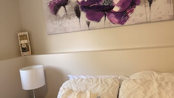 2 Schlafzimmer, Schreibtisch, Bügeleisen/Bügelbrett, kostenloses WLAN