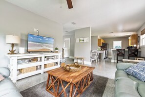 Smart TV - Peaceful Beach Bum – A Relaxed Butler Beach Retreat (St. Augustine)