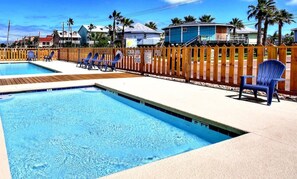 Pool - Shared Pool, Golf Cart Access, Pet Friendly (Port Aransas)